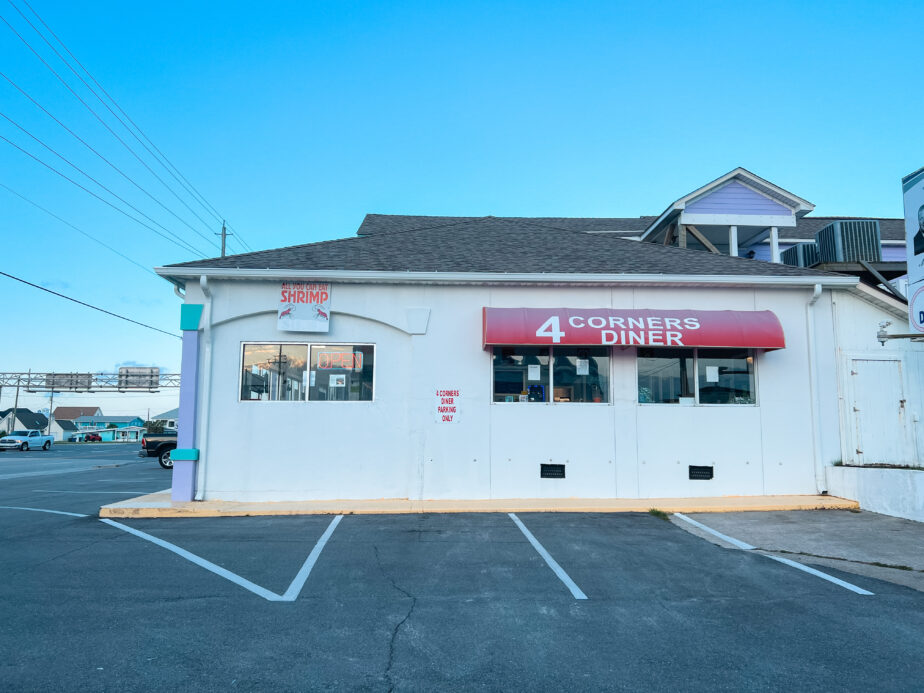 4 Corners Diner, one of the best Atlantic Beach restaurants.
